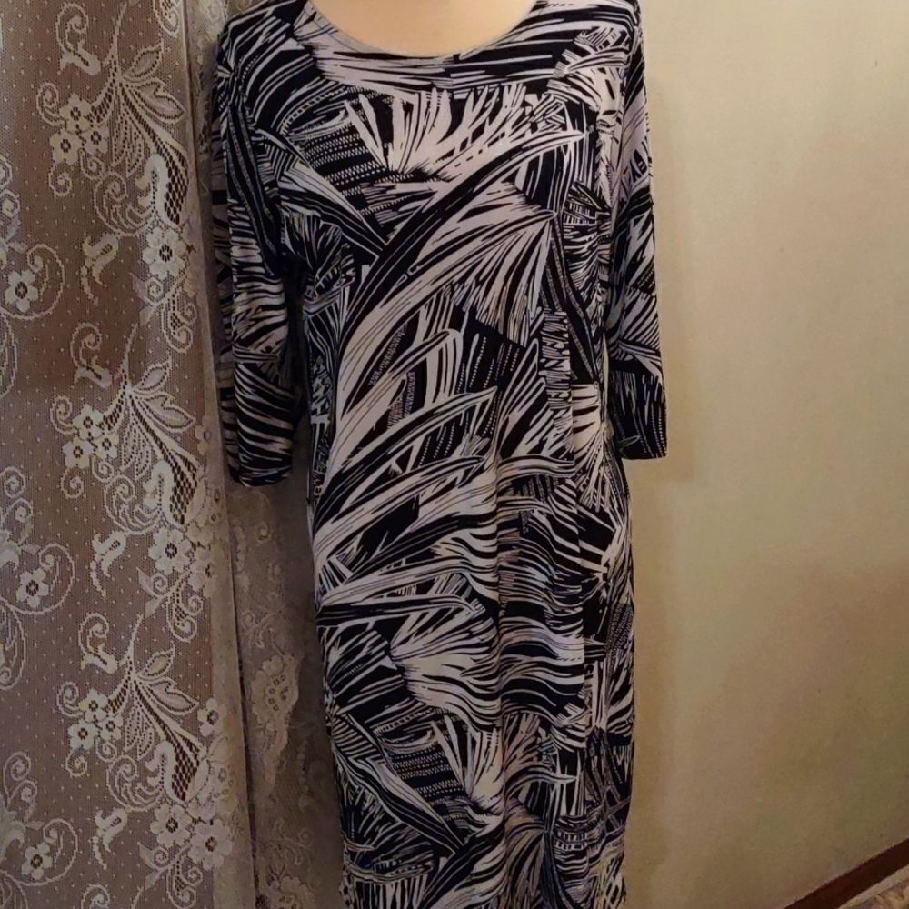 Alexandra +‎ Oak Women's Sz L dress pullover black white palm tropical print